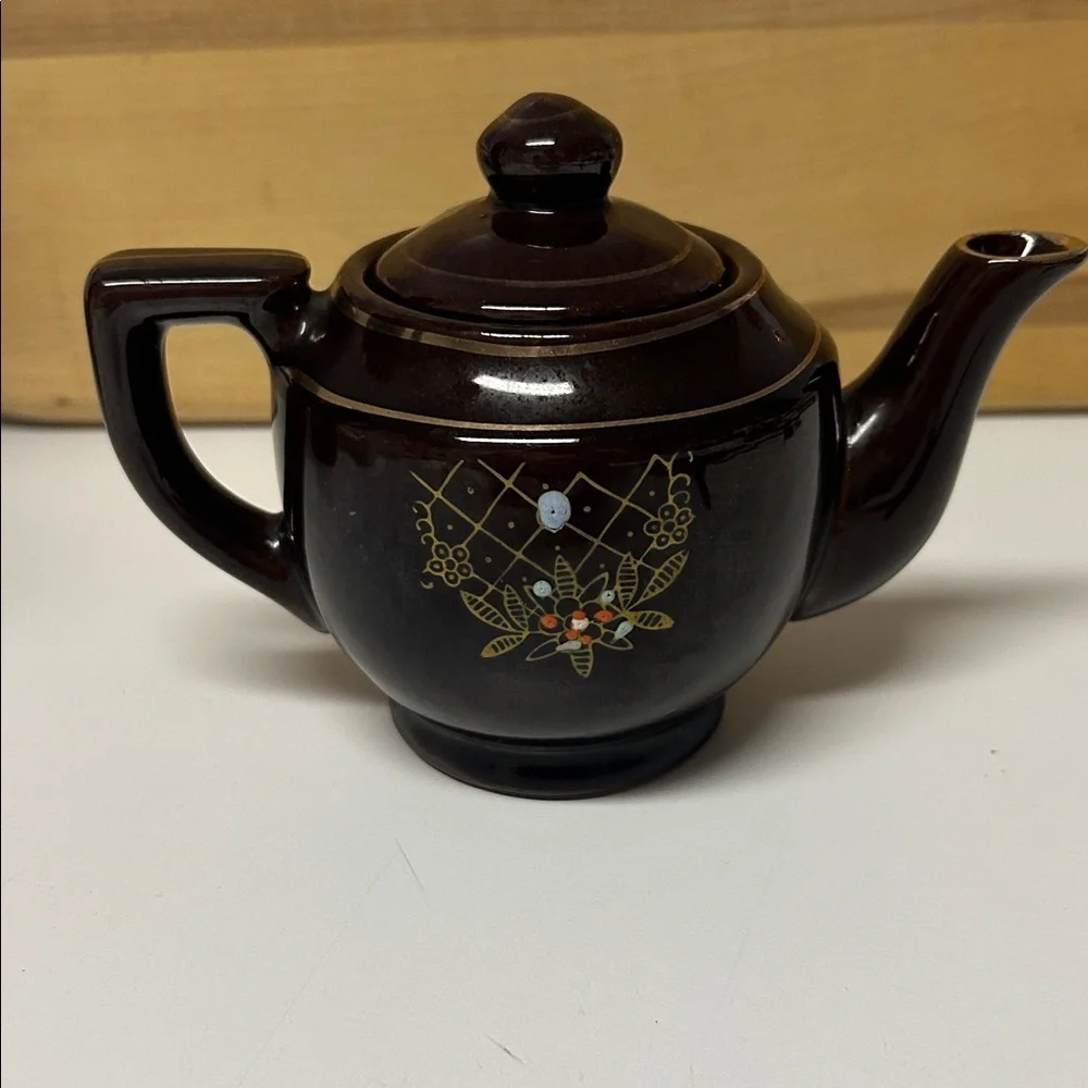 Vintage Japanese Moriage Teapot